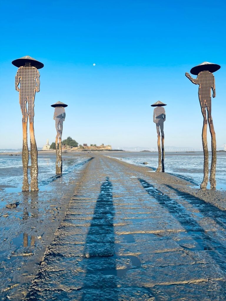 trail to jiangong islet with giant sculptures kinmen taiwan